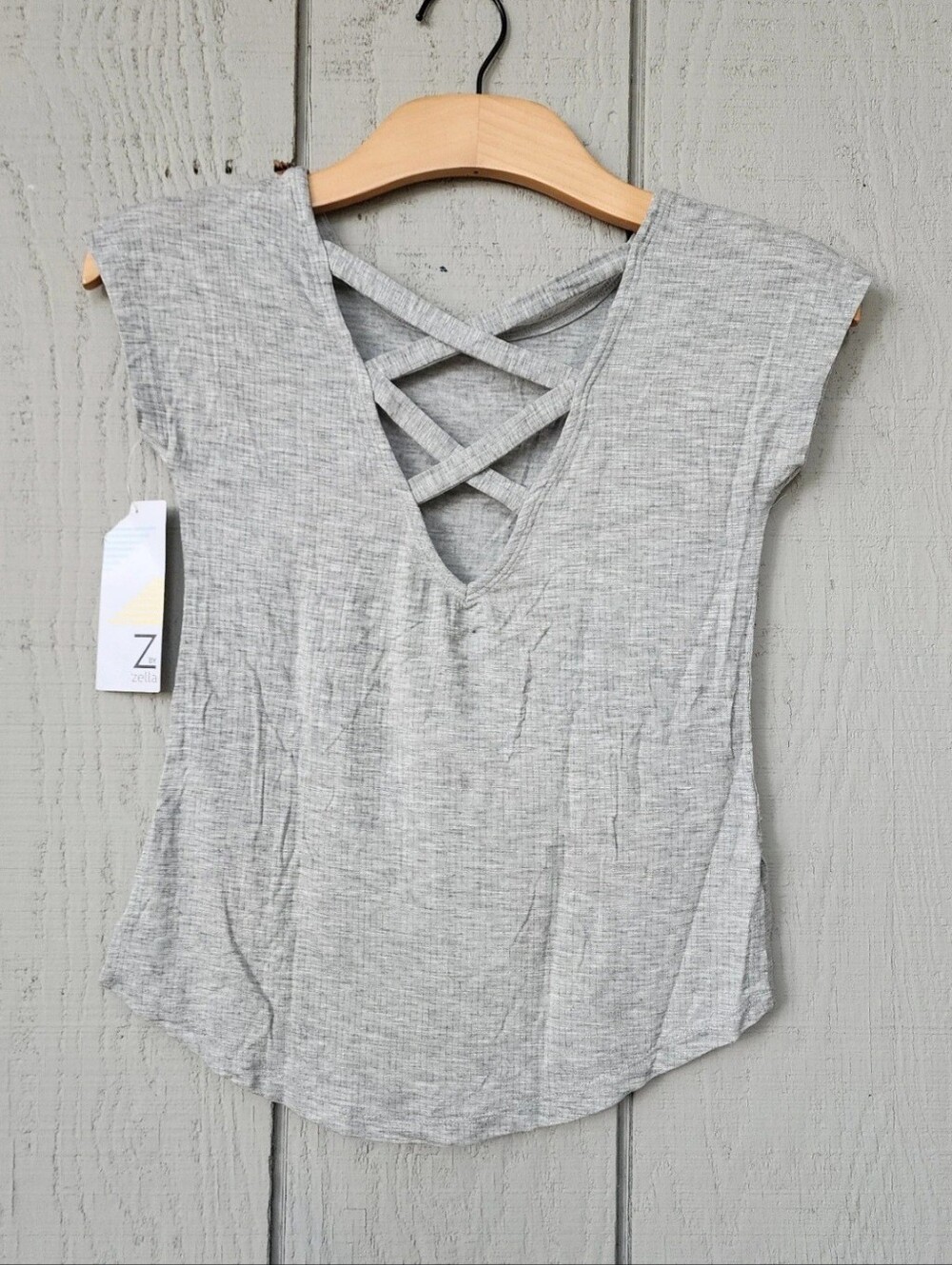 Z By Zella Cross Back Tee Girls Sz Medium